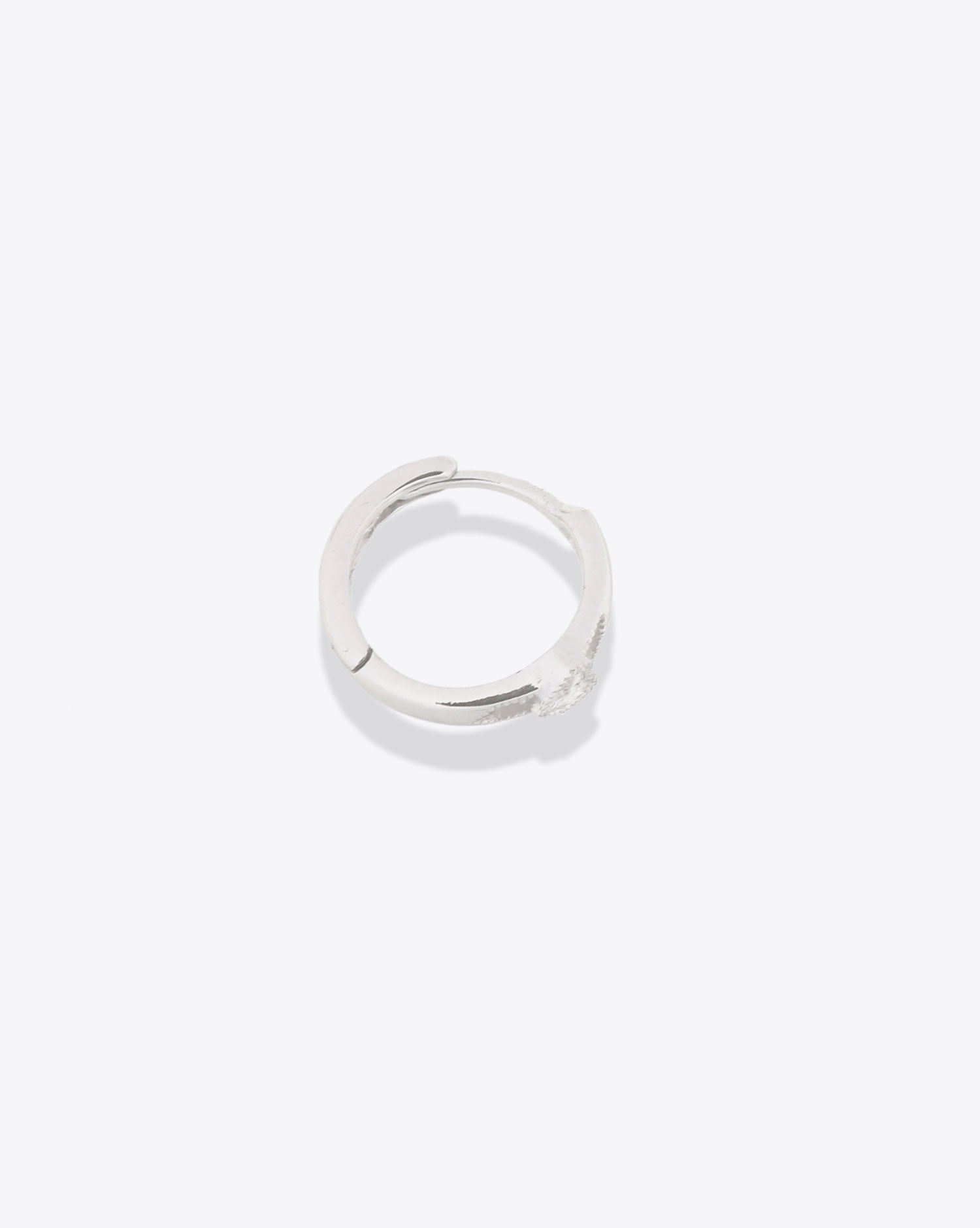 Mini créole Sweetheart en or blanc et diamants blancs Vanessa De Jaegher