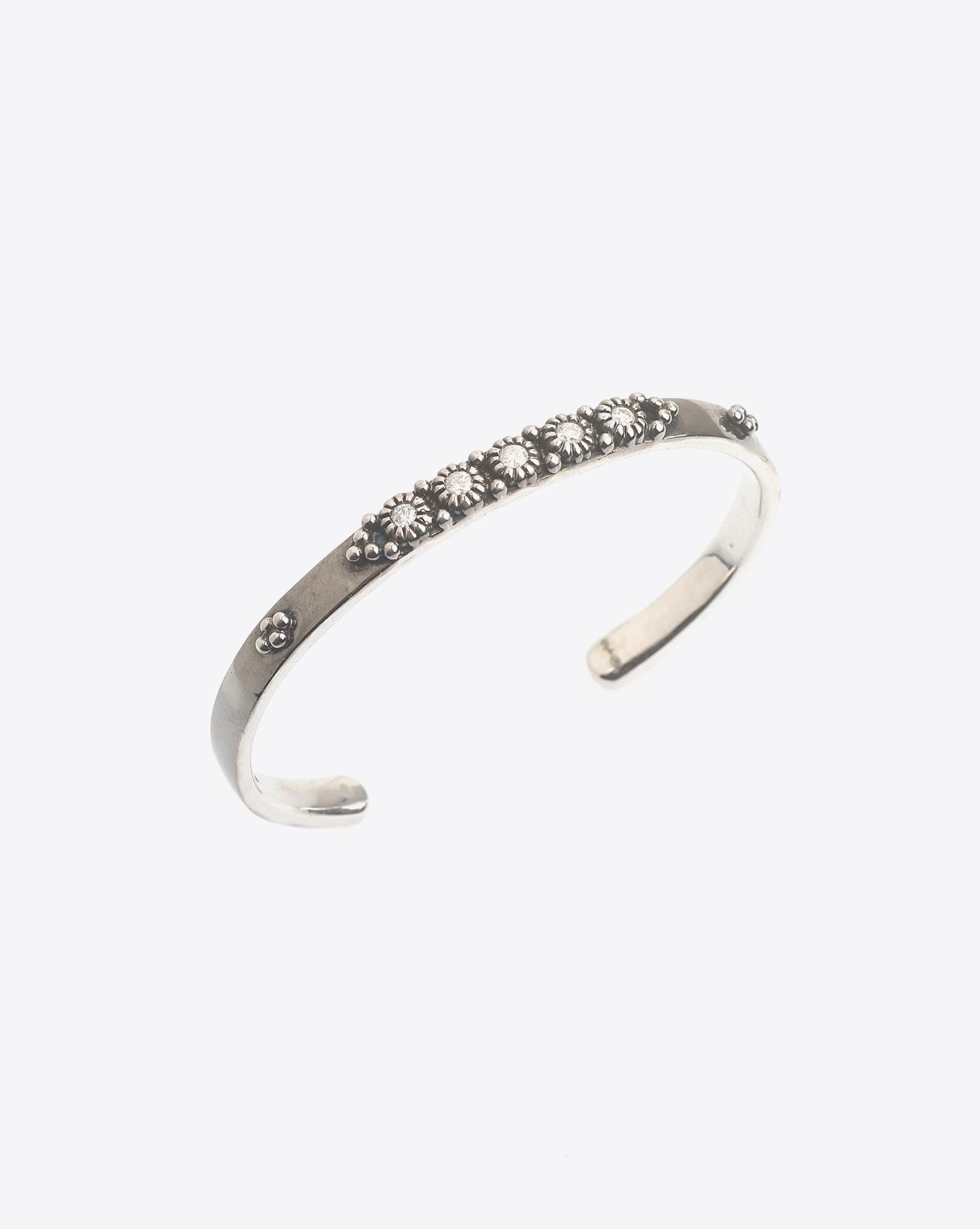 Bracelet jonc Vanessa De Jaegher. 
