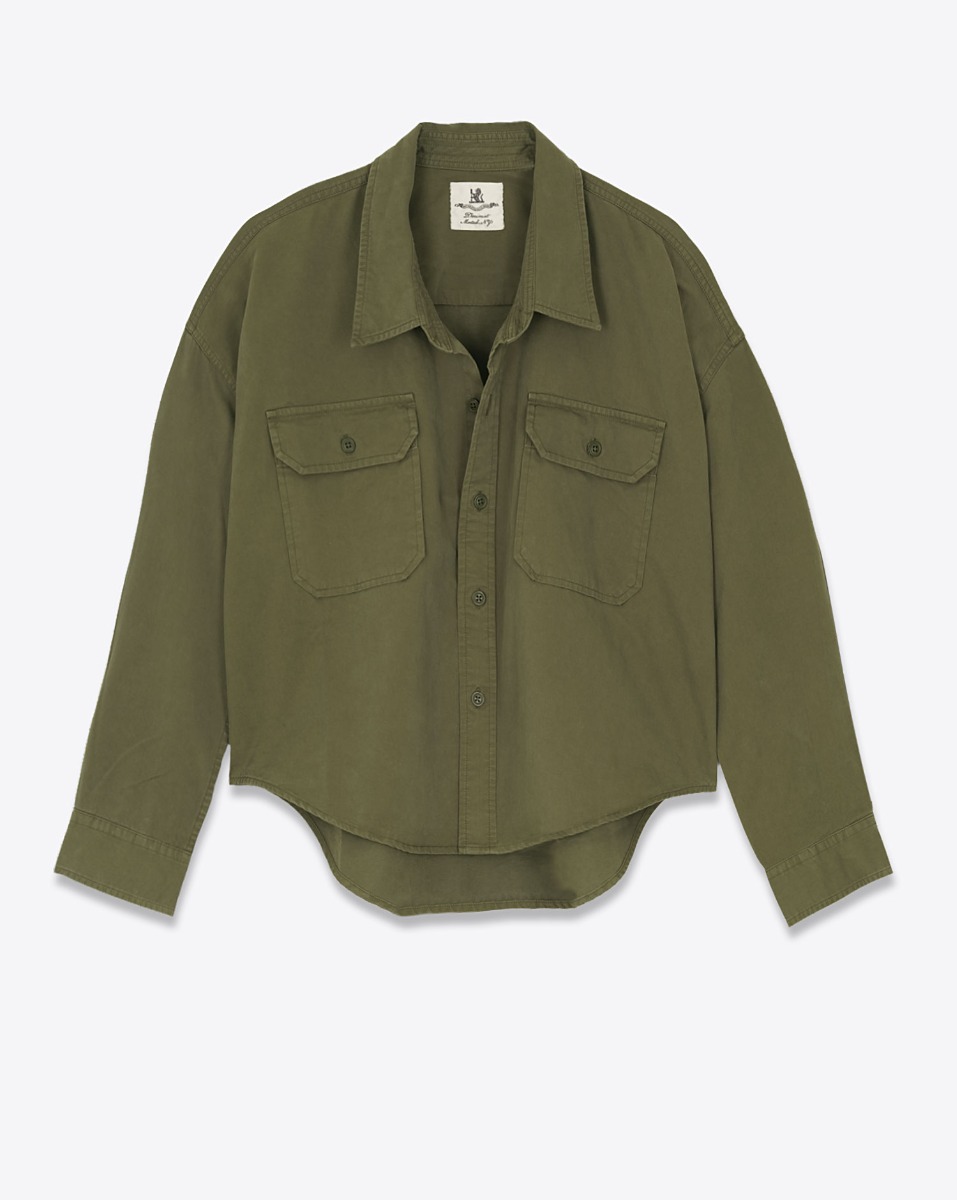 Chemise utilitaire courte Denimist en coton vert olive. Vue de face.