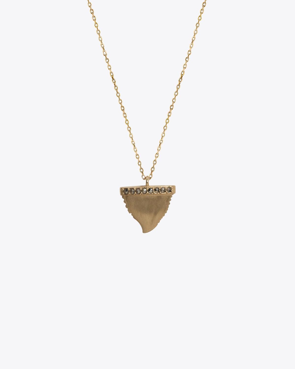 Image du produit Feidt Collier Dent de Requin Or jaune 9k & Saphirs Grey