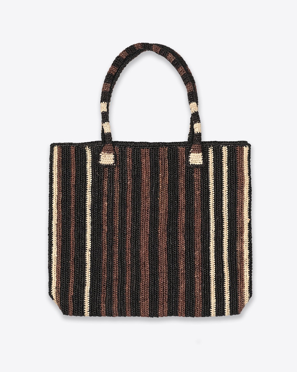 Cabas Raffia Little Sister Nomad Gabriel Frantzen en raphia ray&eacute; chocolat, noir et &eacute;cru. Vue de face.