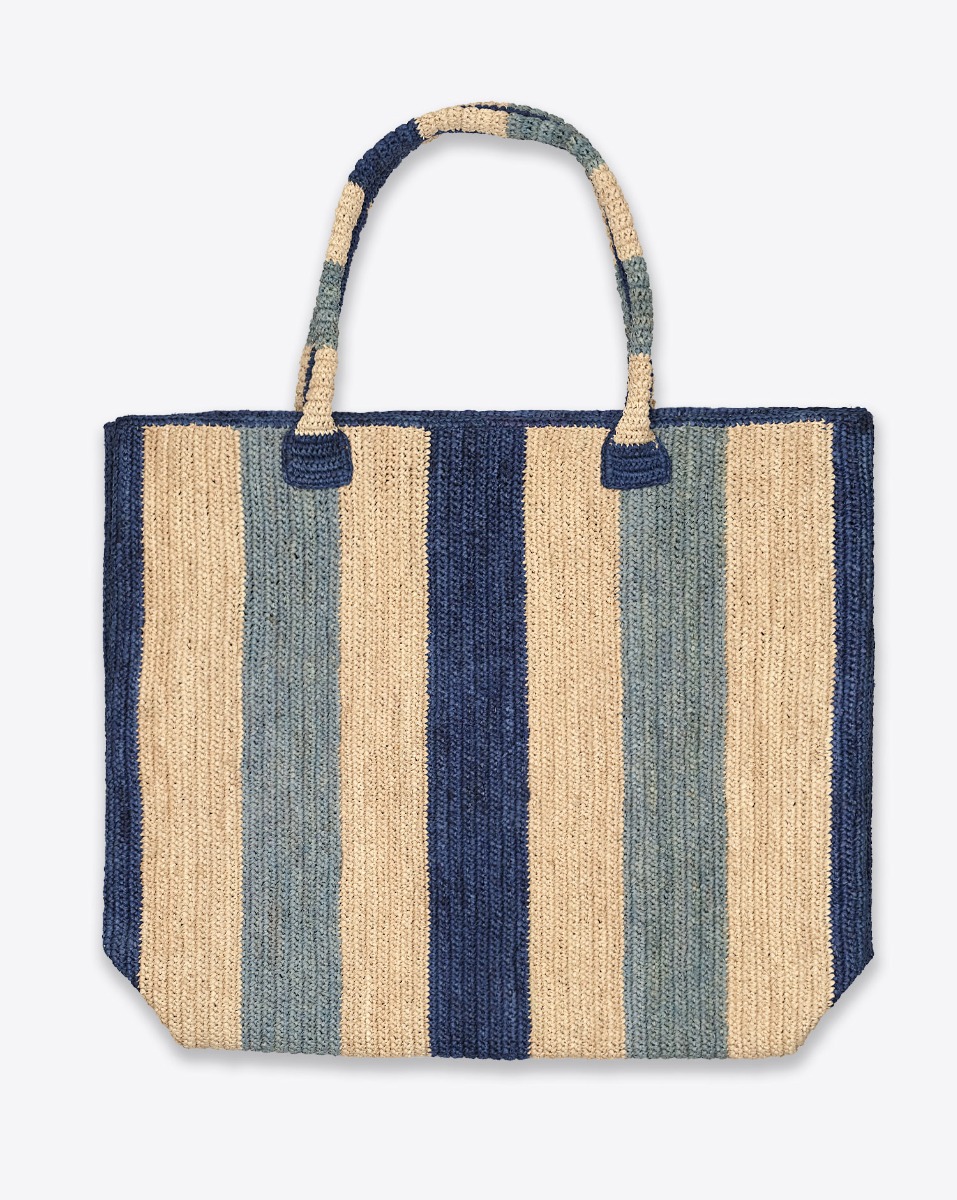 Cabas Raffia Weekender Cabarita Gabriele Frantzen en raphia ray&eacute; bleu et beige. Vue de face.
