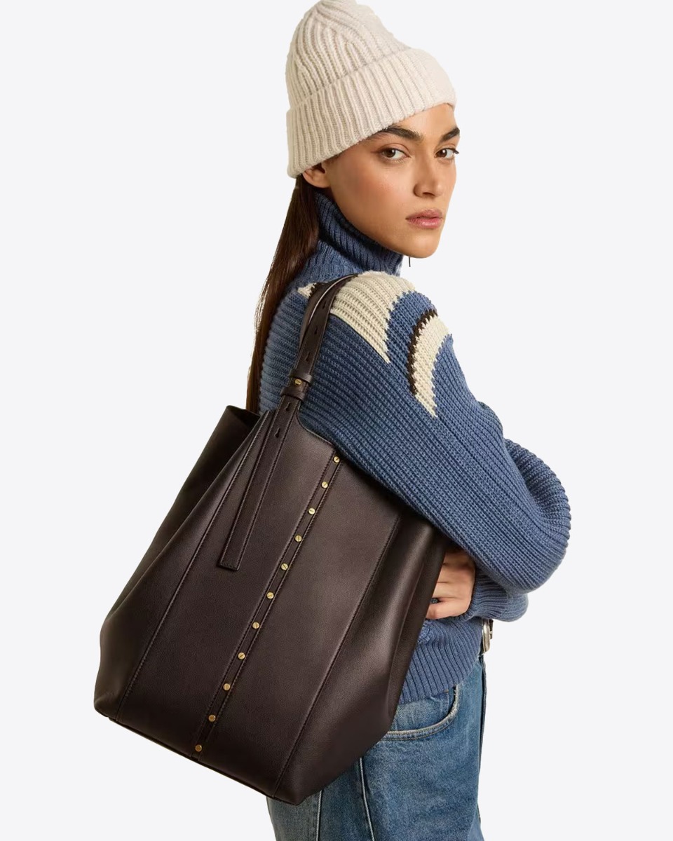 Sac shopping 24/7 Nord Sud Golden Goose en cuir noir. Porté épaule.