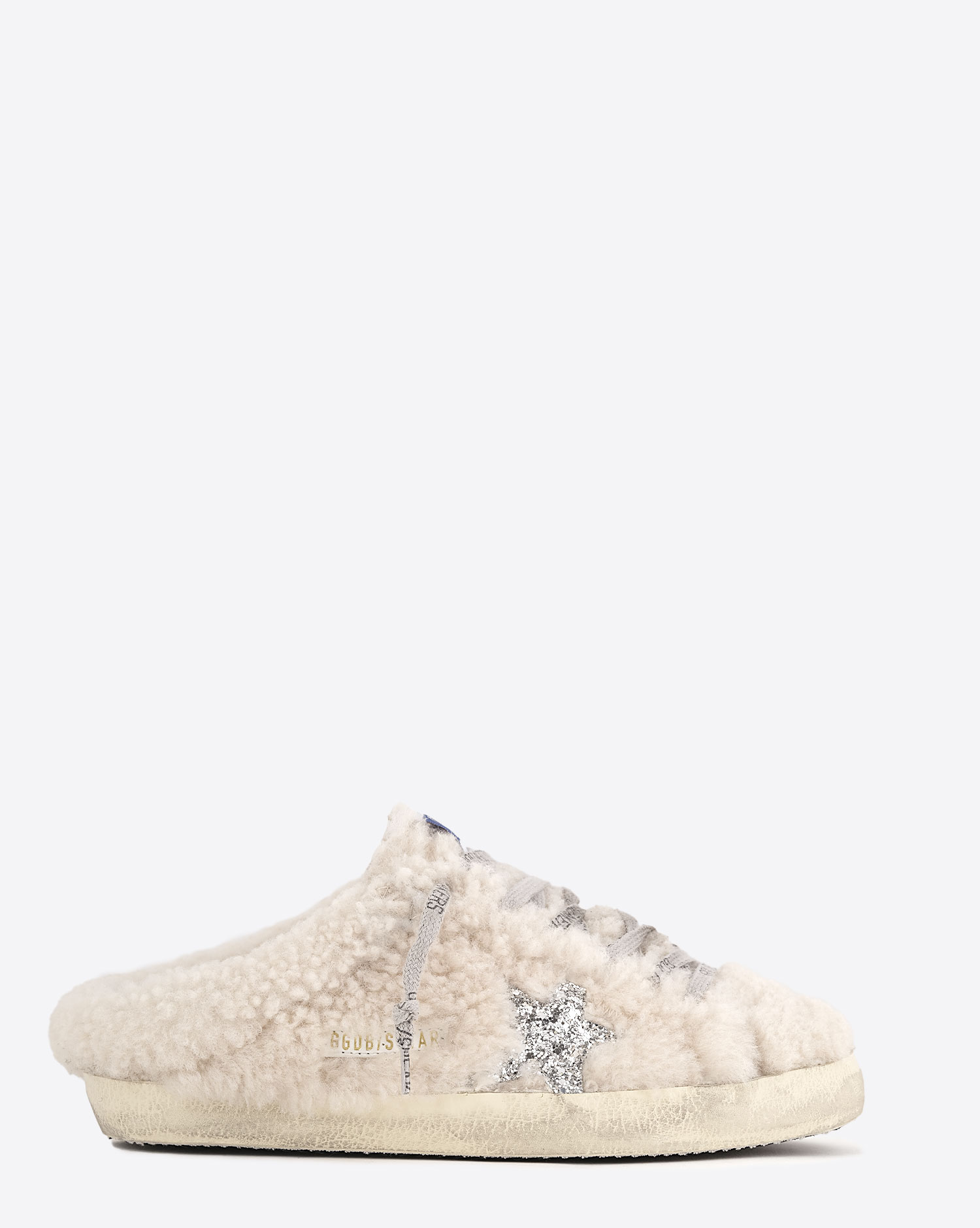 Sneakers sabot en fourrure de mouton retournée écru étoile à paillettes argentées 10757 Super-Star Sabot Golden Goose femme. Profil. 
