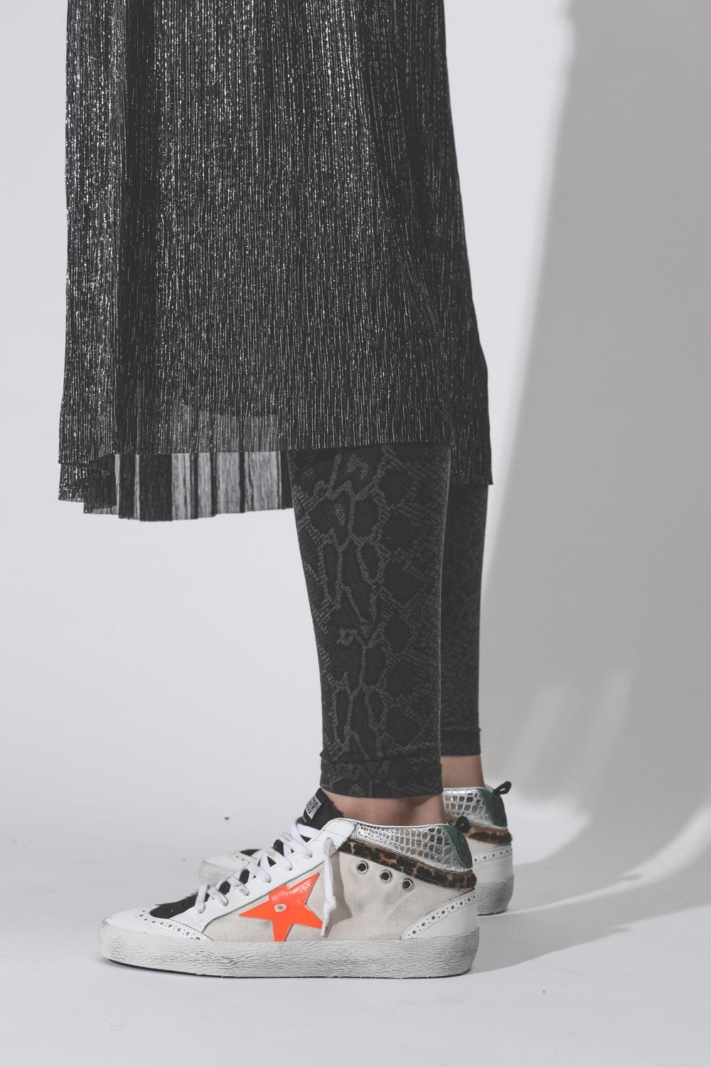 Image du produit Golden Goose Femme Sneakers Mid Star - White - Black Canvas - Orange Fluo Star - 4