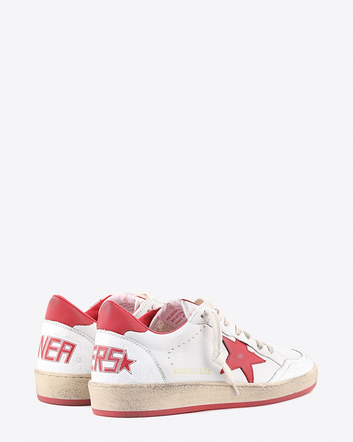 Sneakers femme Ball star en cuir blanche étoile rouge Golden Goose. Dos.