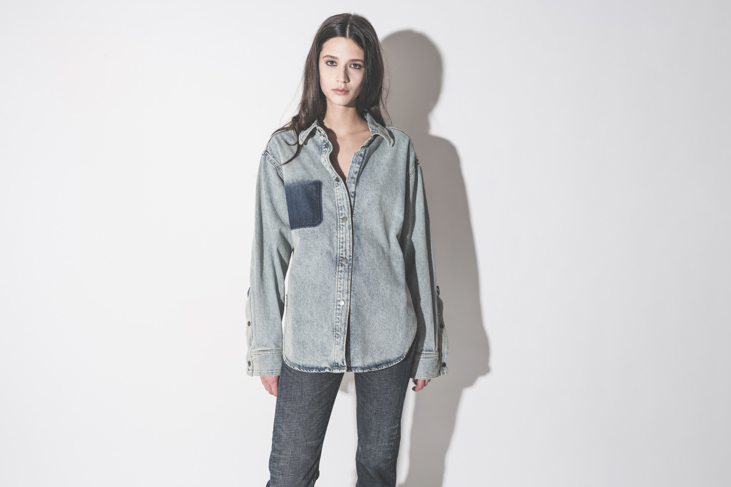 Chemise Bella Haikure en jean bleu neige Authentic Lax.