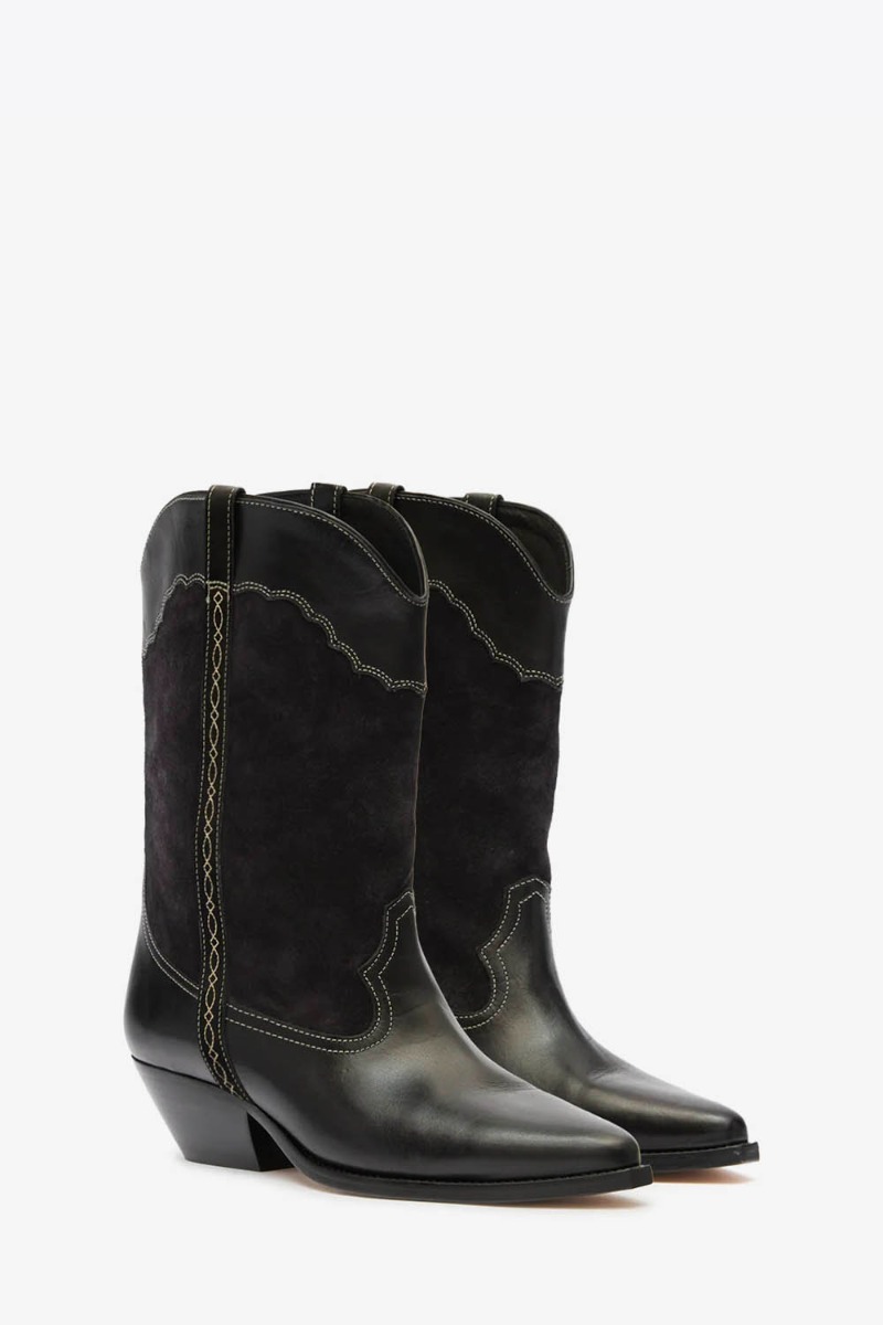 Bottes Santiag Duerto Isabel Marant en cuir suédé et en cuir lisse brodé noir. Vue de face.