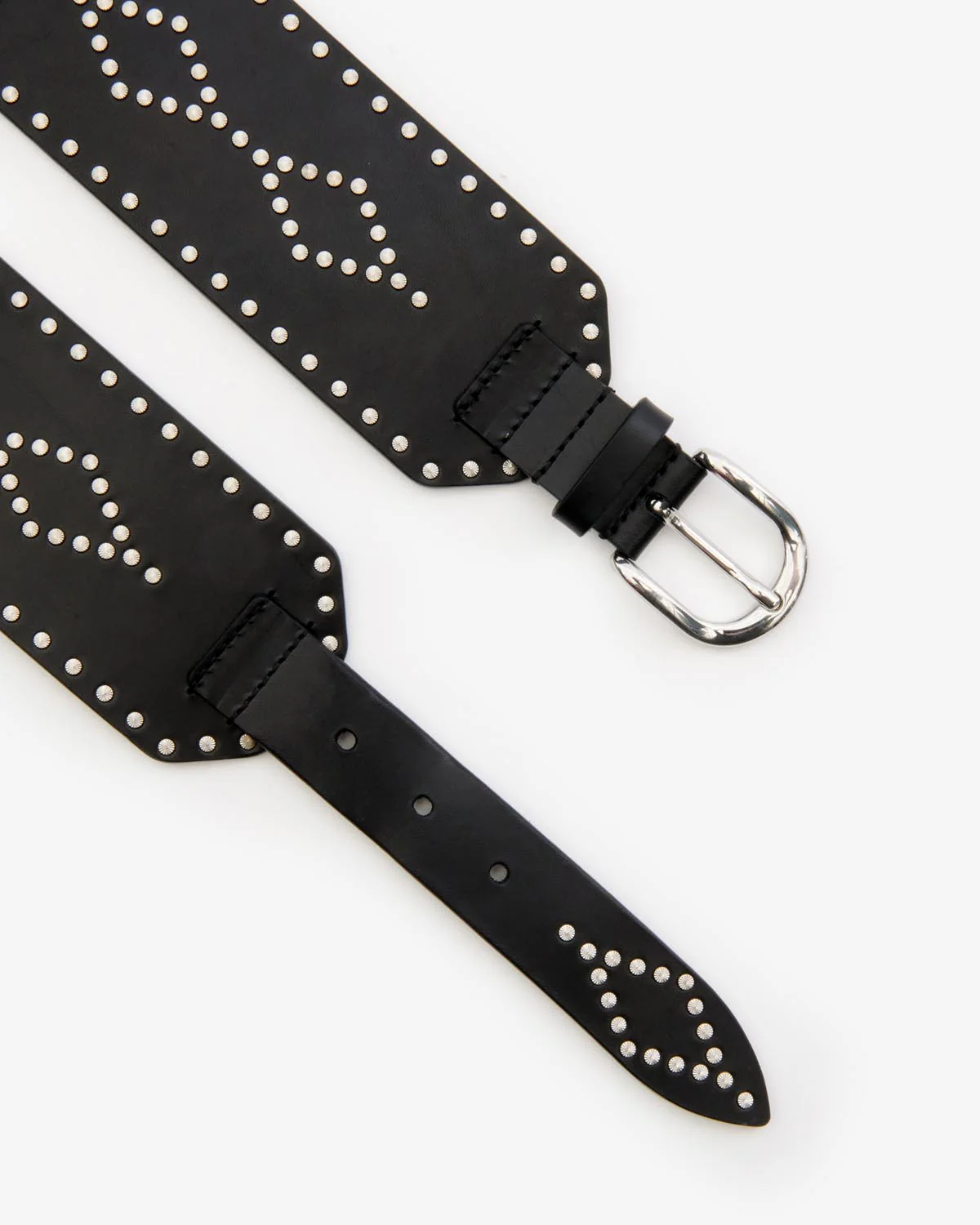 Produit Ceinture large en cuir noir clouté argenté Lucie Isabel Marant. Détail de la boucle. 