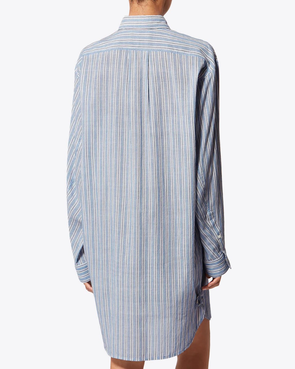 Robe chemise Loriane Isabel Marant Etoile en coton ray&eacute; bleu, port&eacute;e de dos.