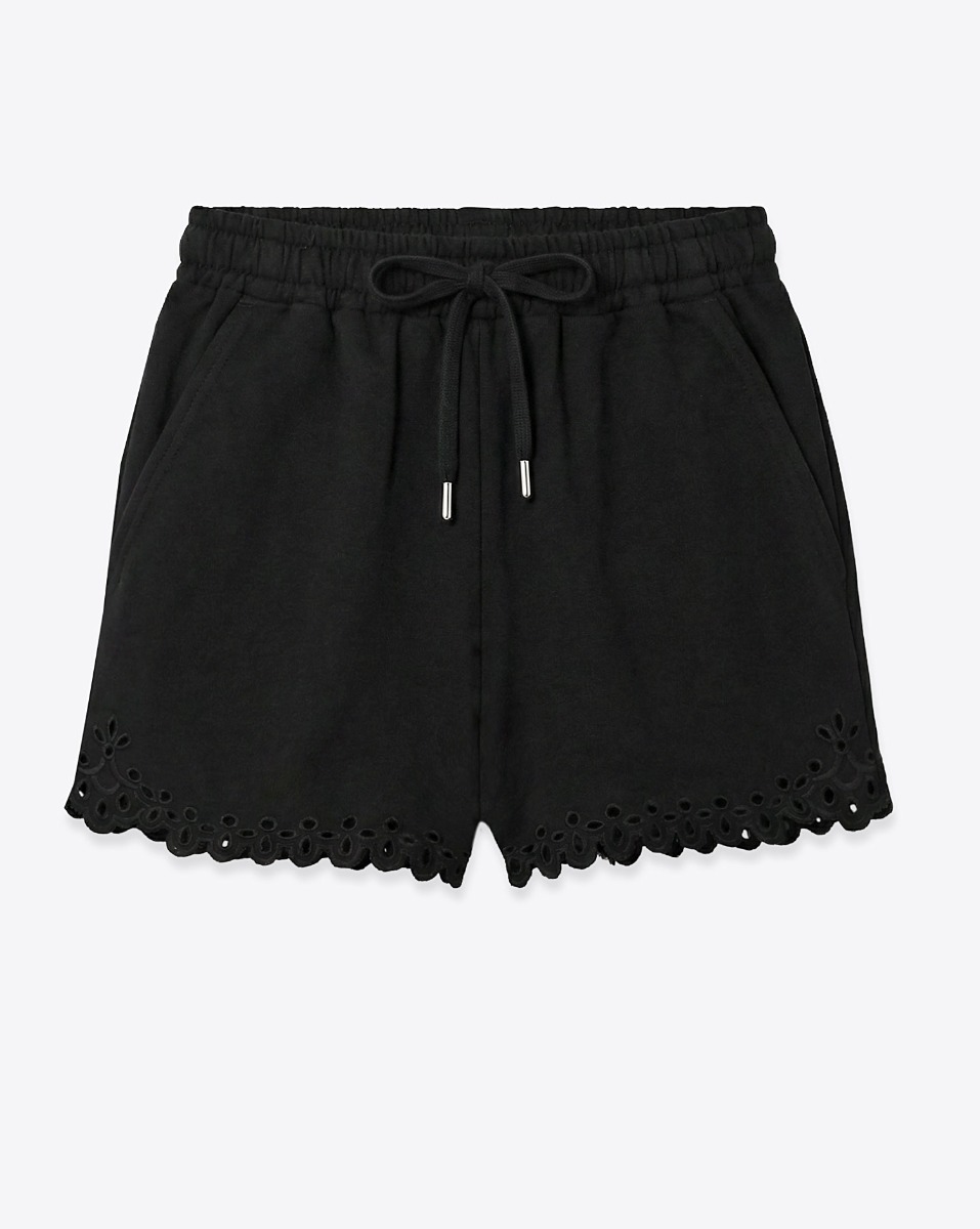 Short Balyme Isabel Marant Etoile en coton noir et broderies ajour&eacute;es, vu de face.