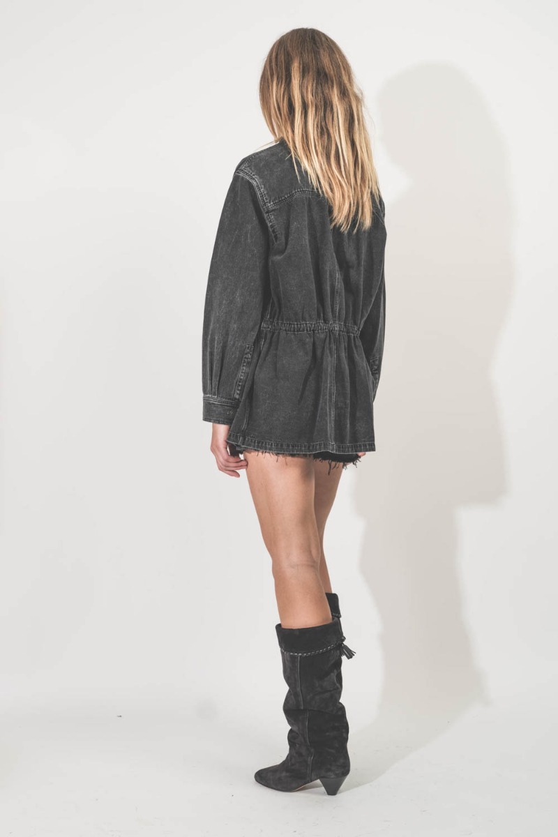 Veste Nossia Isabel Marant Etoile en denim vintage black. Portée de dos.