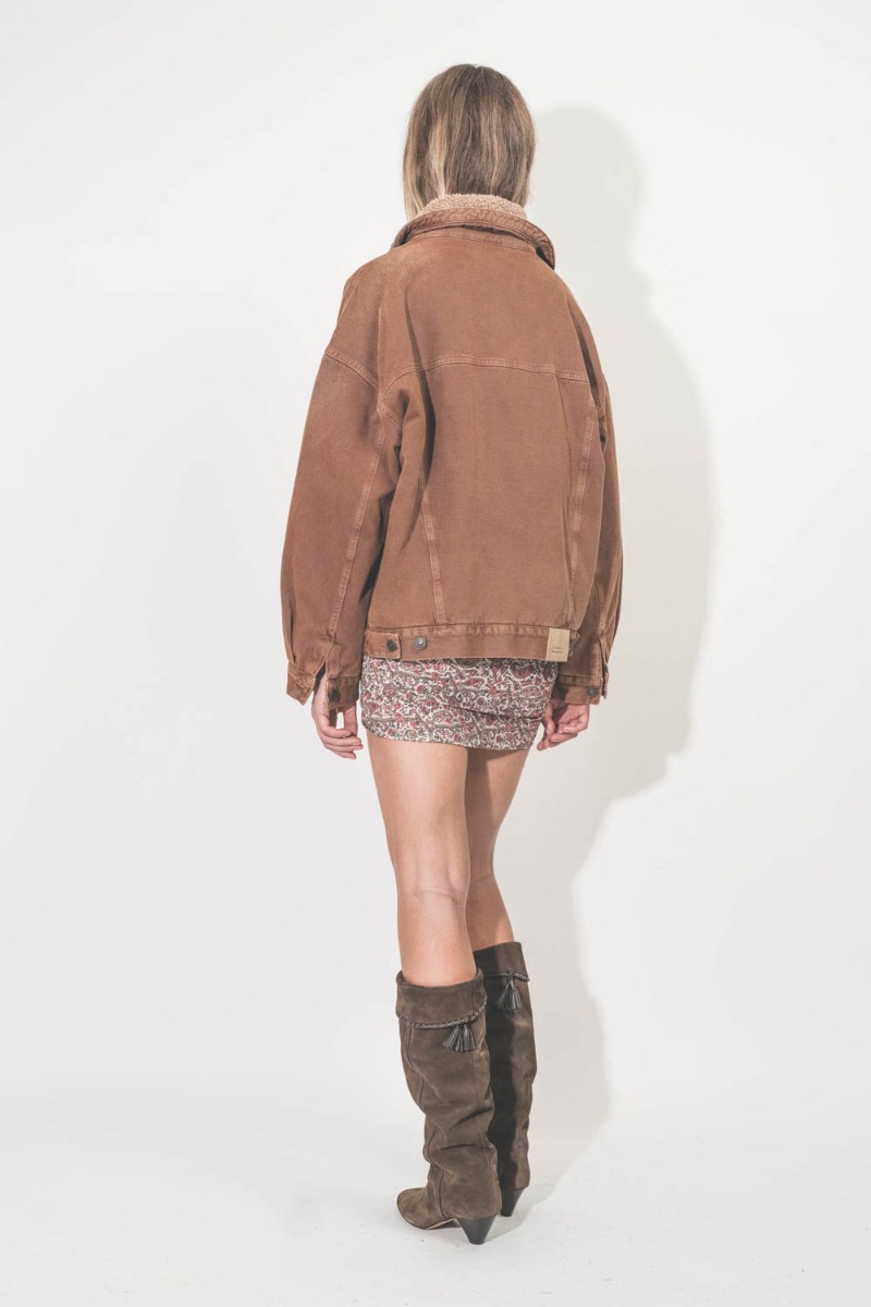 Veste Pimia Isabel Marant Etoile en coton ocre et fausse fourrure. Port&eacute;e de dos.