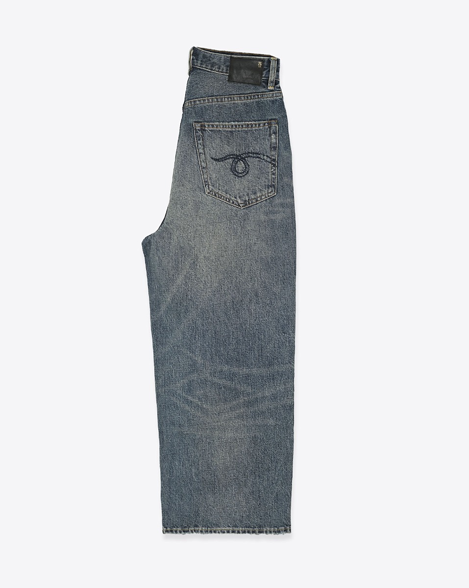 Produit Jean large et court Cropped Wide Leg R13 en denim bleu moyen. Vue de profil.