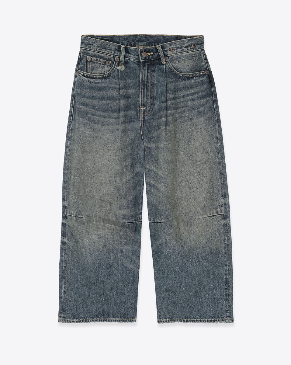 Produit Jean large et court Cropped Wide Leg R13 en denim bleu moyen. Vue de face.