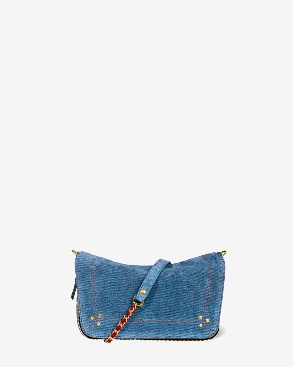 Sac bobi S Jérôme Dreyfuss en cuir suédé bleu jeans. Vue de face. Détail de la bandoulière chaine et cuir bordeaux.