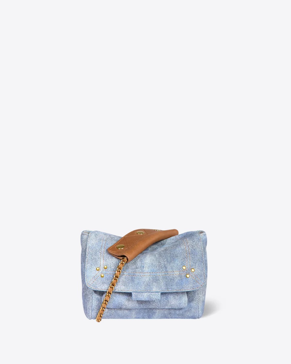 Sac Lulu S J&eacute;r&ocirc;me Dreyfuss en cuir su&eacute;d&eacute; jeans d&eacute;lav&eacute;. Vue de face. D&eacute;tail de la patte en cuir pour raccourcir la bandouli&egrave;re.