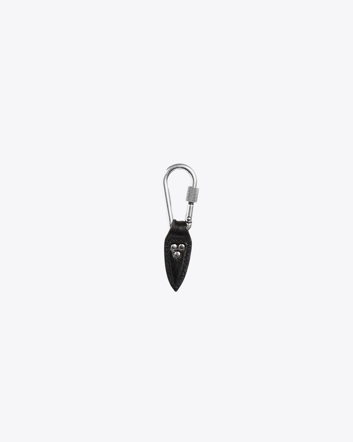 Produit Porte-clés Jérôme Dreyfuss en cuir noir finition silver. 