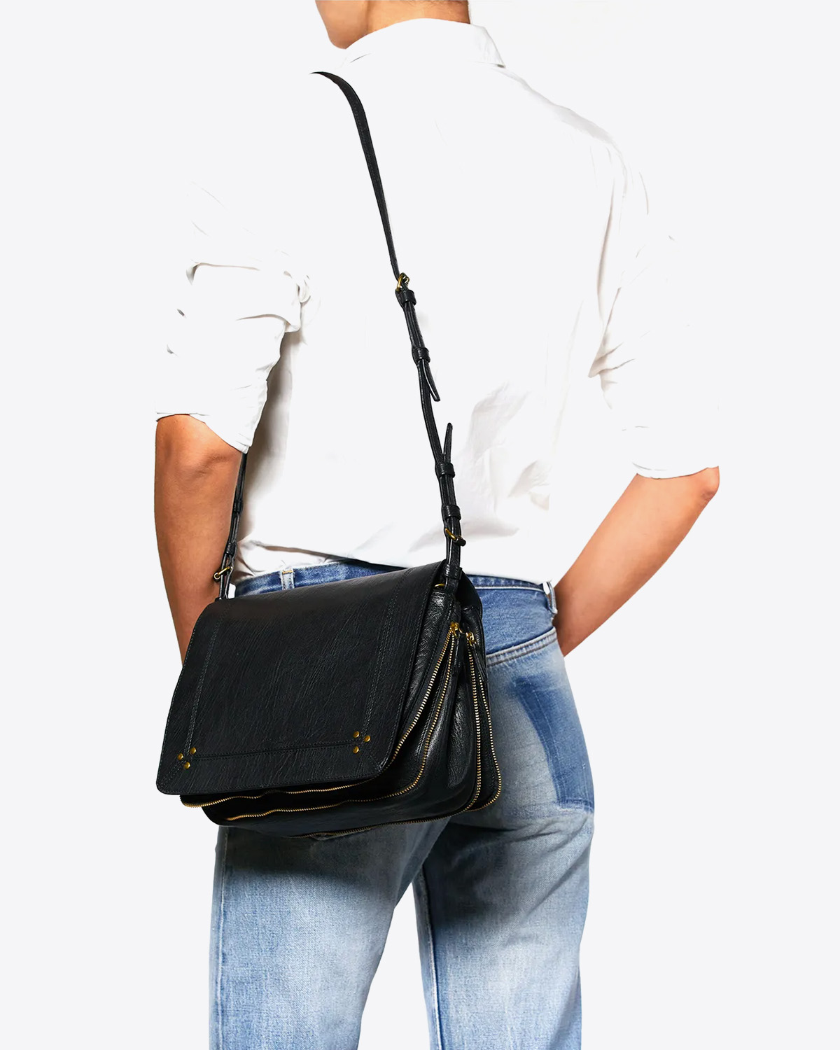 Sac bandoulière Igor Jérôme Dreyfuss en cuir chèvre noir.