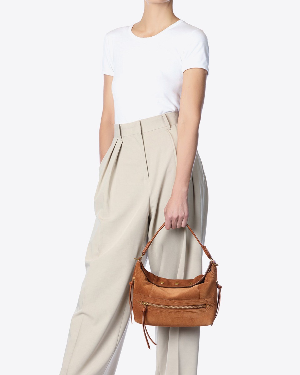 Sac Lucky Hobo J&eacute;r&ocirc;me Dreyfuss en cuir su&eacute;d&eacute; caramel, port&eacute; &agrave; la main.