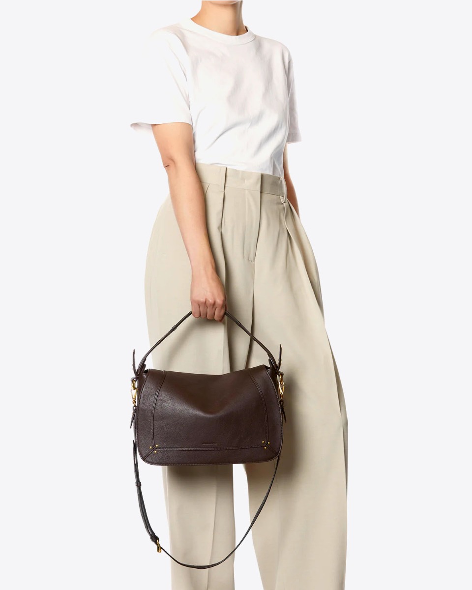 Sac Pepito M en cuir Moka Jérôme Dreyfuss porté main.