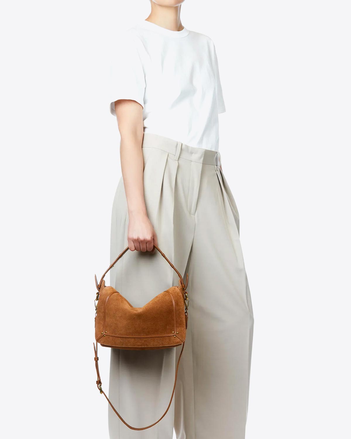 Sac rectangulaire Jérôme Dreyfuss Pépito M en cuir suédé tabac avec bandoulière. Porté à la main. 