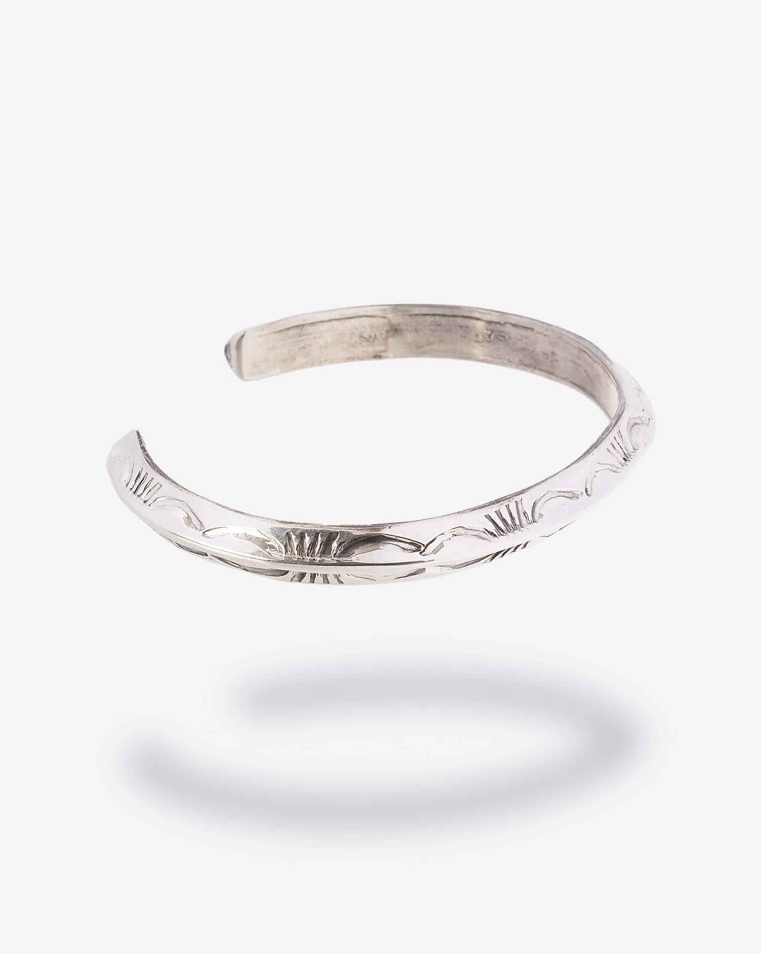 Produit Bracelet Jonc Tahé Harpo en argent massif. 