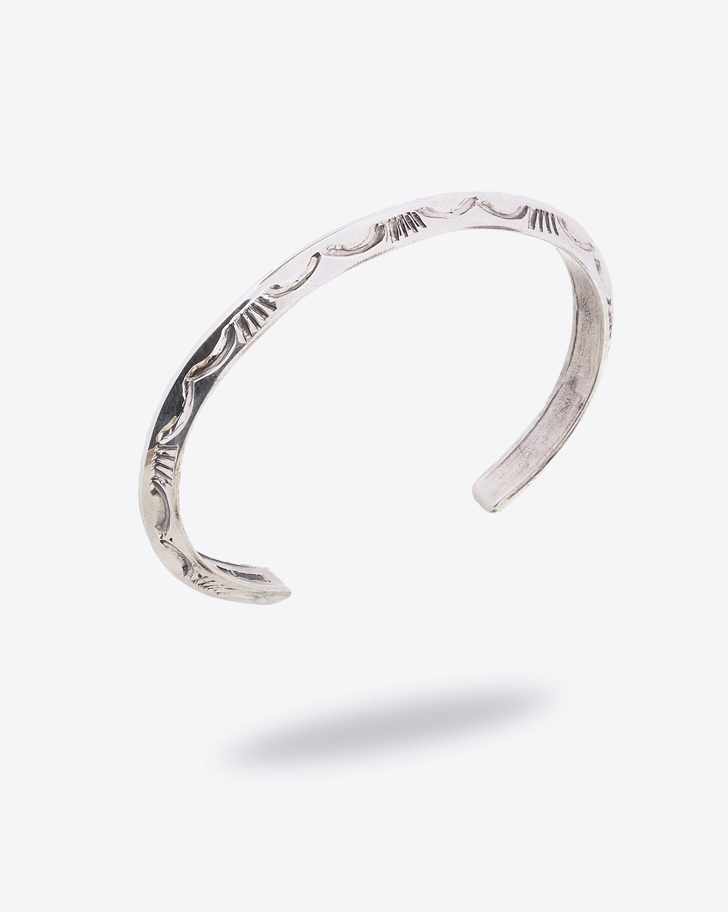 Produit Bracelet Jonc Tahé Harpo en argent massif. 