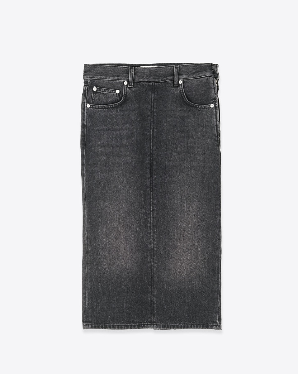 Produit Jupe droite midi Kim Haikure  en denim noir délavé. Vue de face.