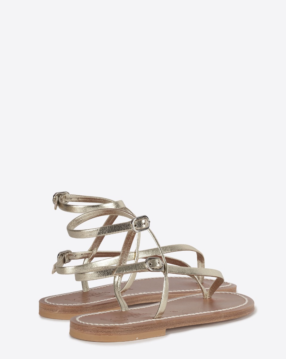 Sandales plates Abako K.Jacques St-Tropez en cuir lam&eacute; dor&eacute; Pul Champan. Vue de dos.