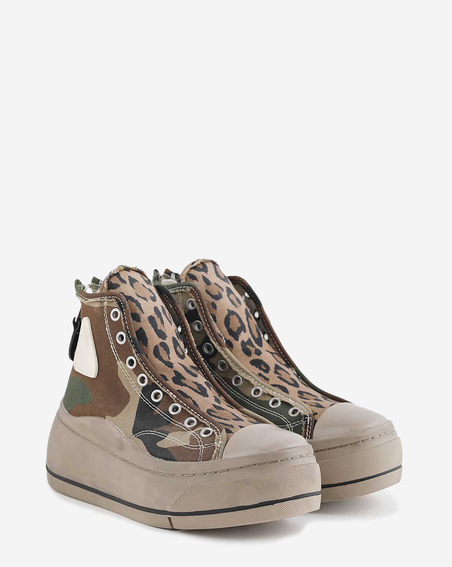 Free camo shoes top