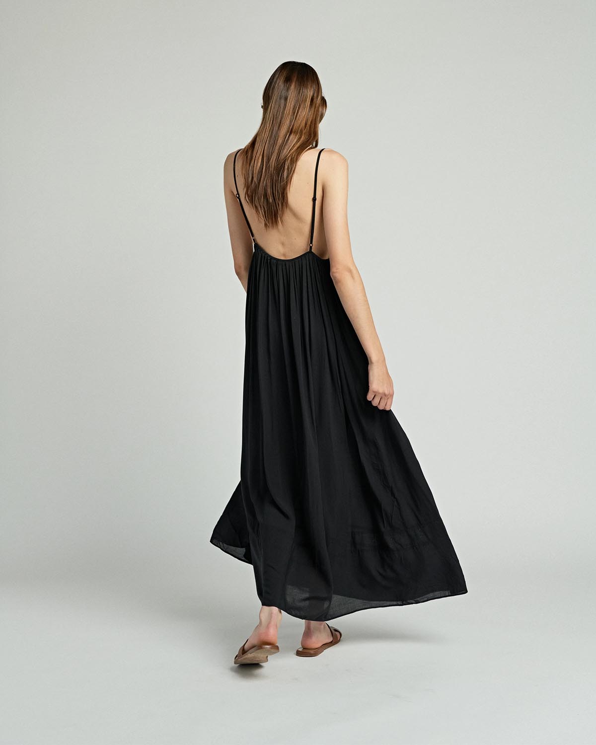 Robe longue dos nu fines bretelles Ragdoll LA 