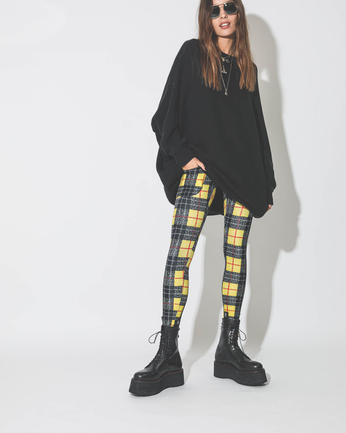 Image du produit R13 Grunge Sweatshirt Dress - Sand Washed Black - 3