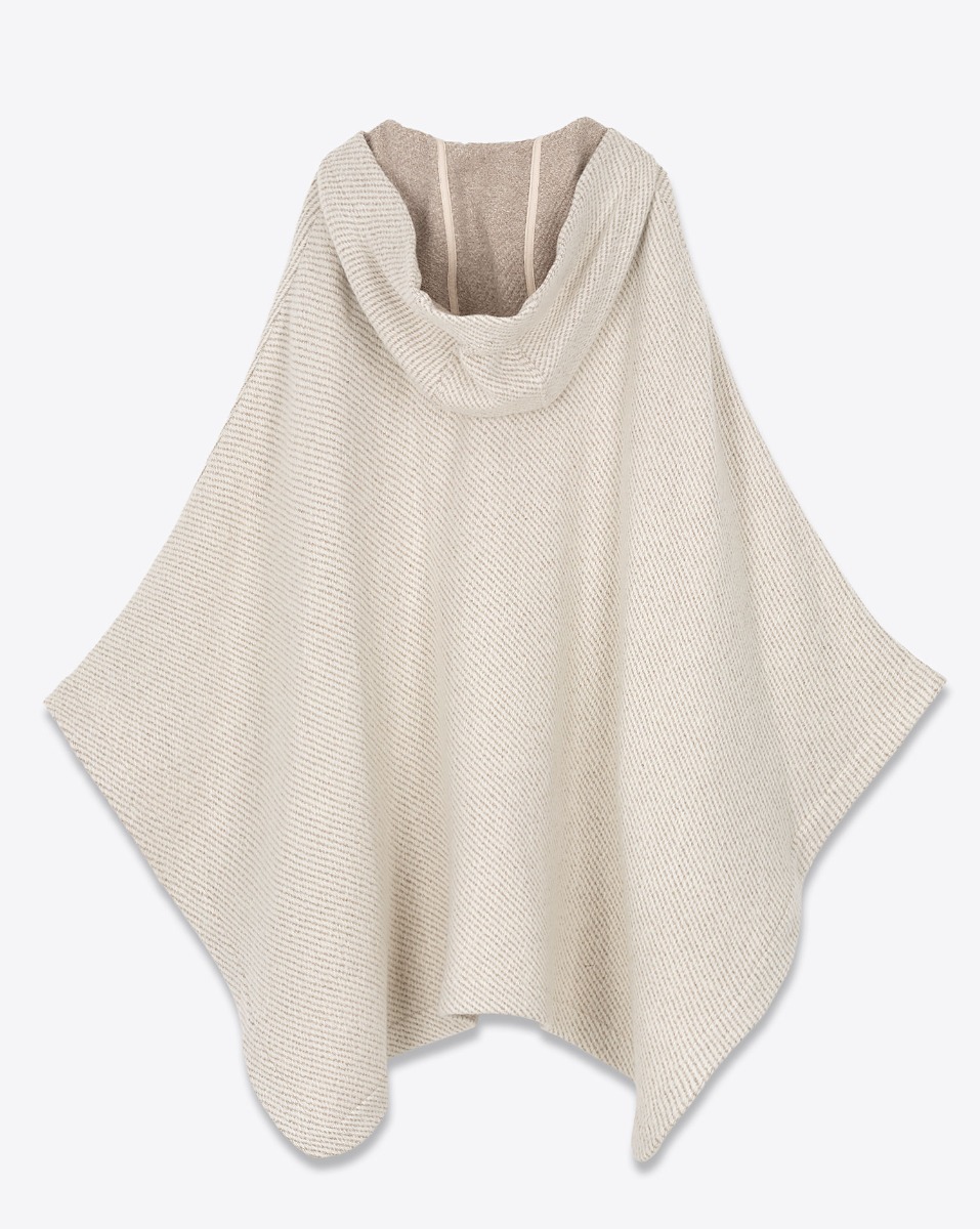 Produit Cape Criss Golden Goose en laine écru. Vue de dos.