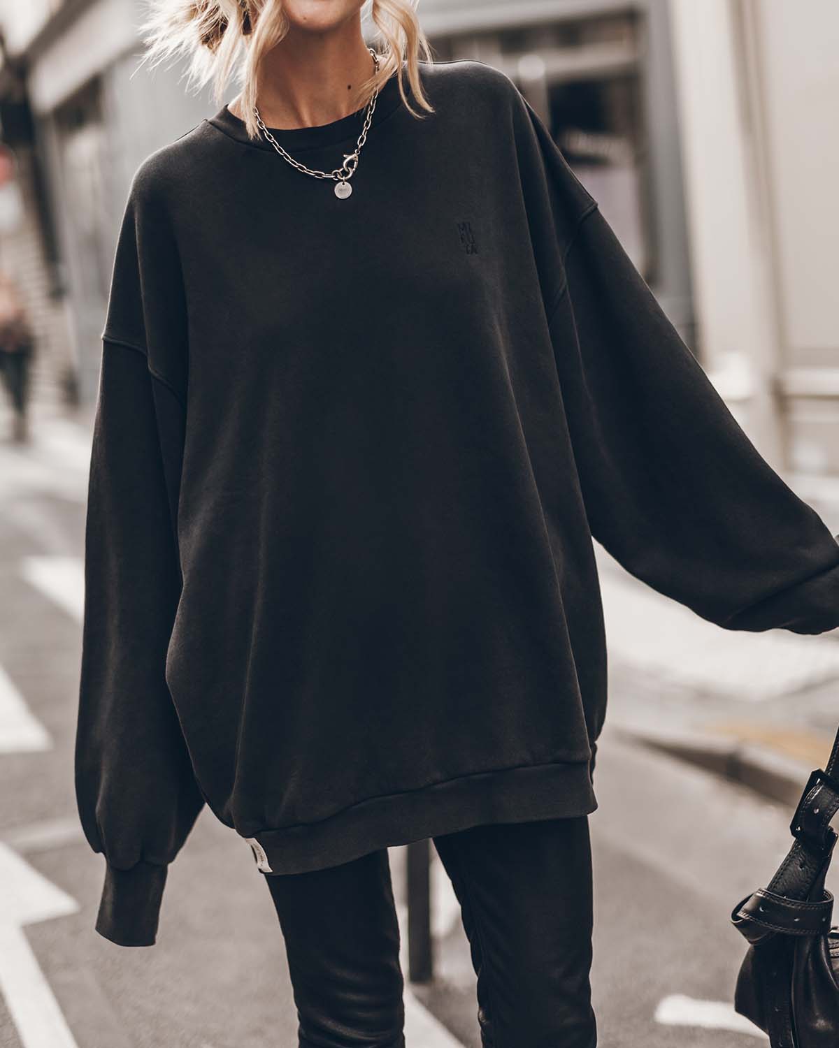 Mikuta Sweatshirt Mikuta Noir 