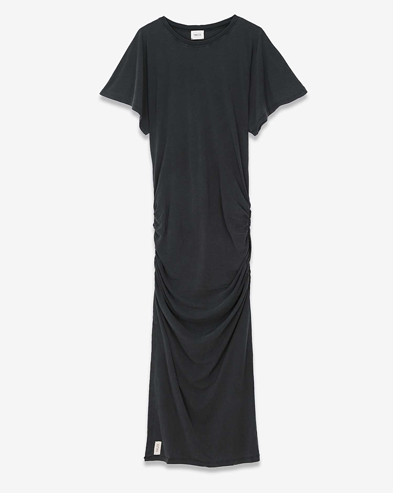 Robe longue à la cheville manches courtes pagode col rond et fente sur le côté drapée à la taille en lyocell et coton noir Mikuta. Face.