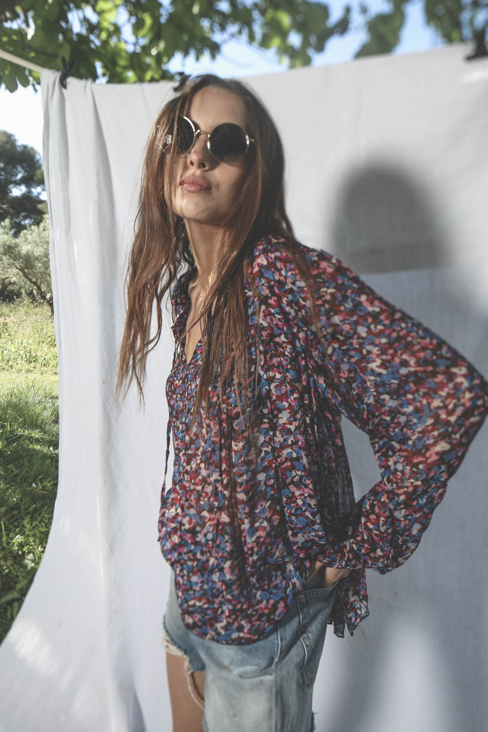 Blouse manches longues en voile viscose imprimée bleue et rose Daytonea Marant Etoile. 