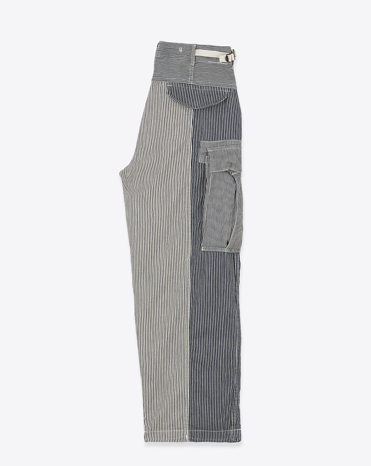 Produit Pantalon Cargo R13 en coton bleu à rayures. Vue profil. 