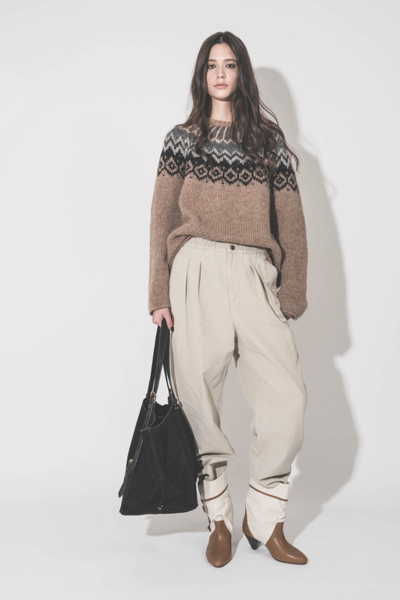 Pantalon Neriah Isabel Marant Étoile en toile de coton écru. Porté de face.