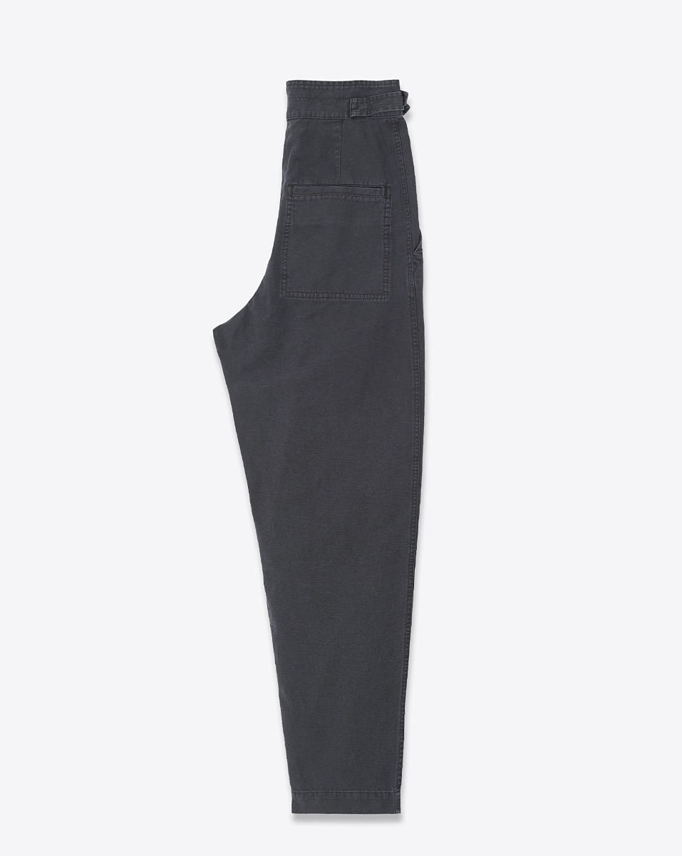 Pantalon Neriah Isabel Marant Étoile en coton et lin noir délavé. Vue de profil.