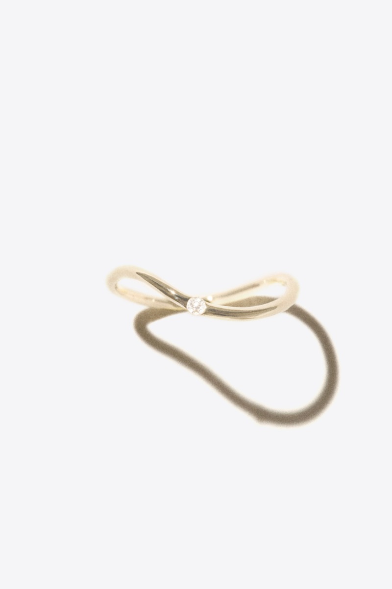 Produit Bague Dune N°1 Pascale Monvoisin en or jaune et diamant. Vue de face. 