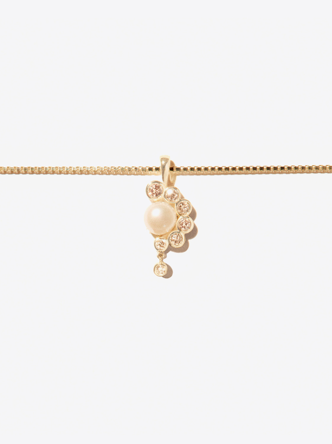 Collier avec pendentif Martha N°2 Pascale Monvoisin en or jaune. 