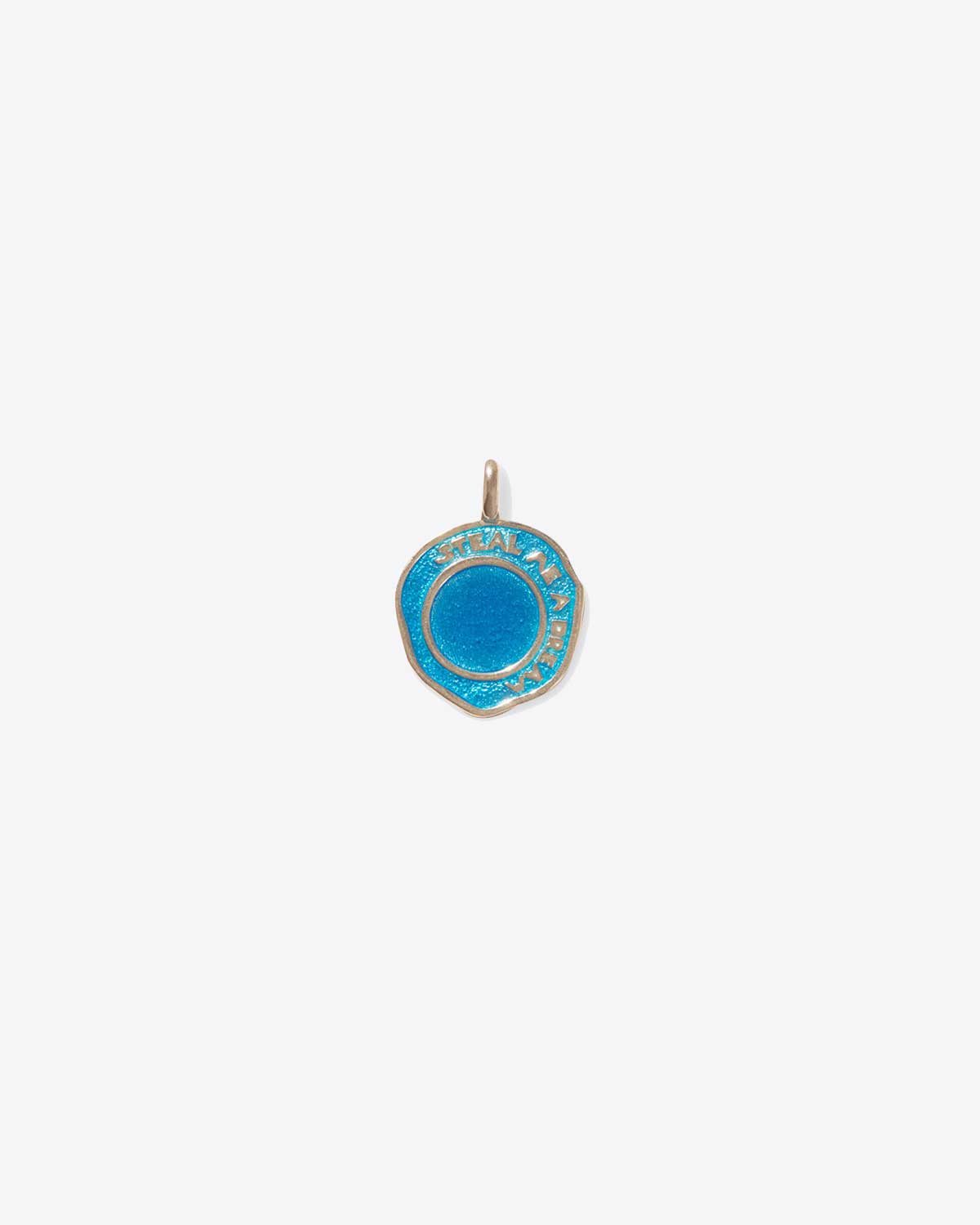 Pendentif médaille bleu en résine et en argent bleu Hydra à glisser sur une chaine Pascale Monvoisin. 