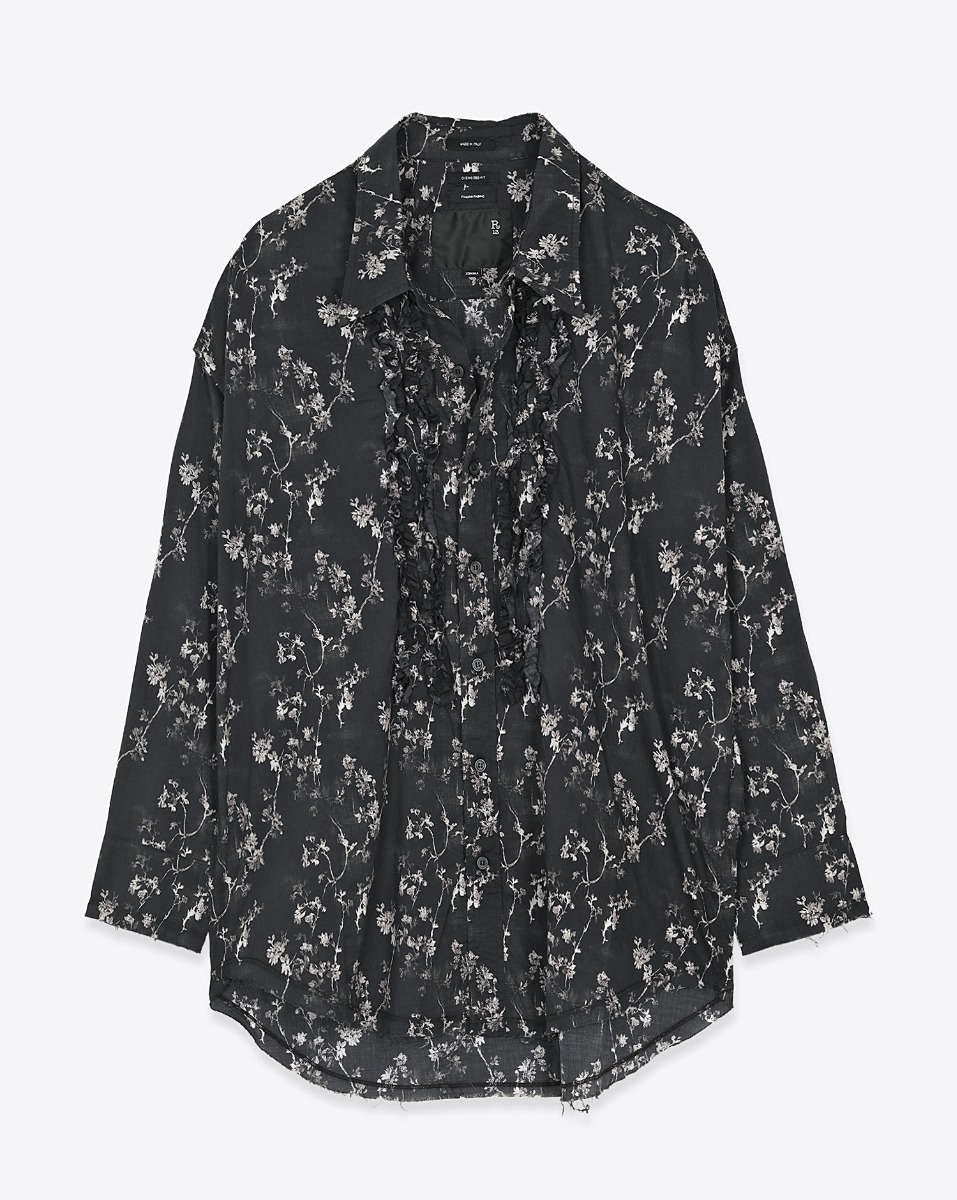 Chemise oversize &agrave; jabots R13 en voile de coton noir imprim&eacute; floral. Vue de face.