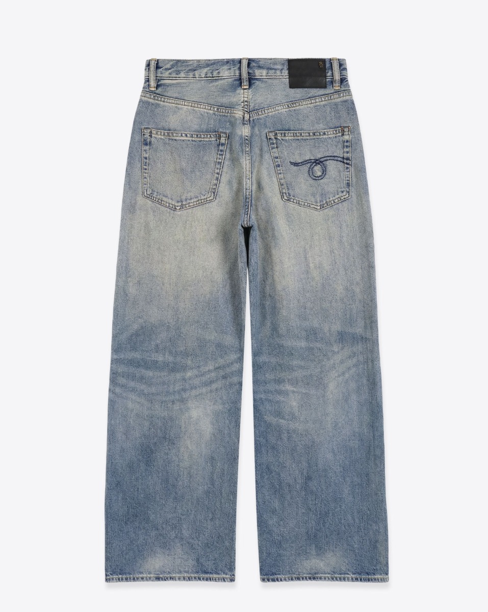 Jean d'Arcy Flare R13 en denim bleu clair d&eacute;lavage &laquo; Rivington blue &raquo;. Vue de dos.