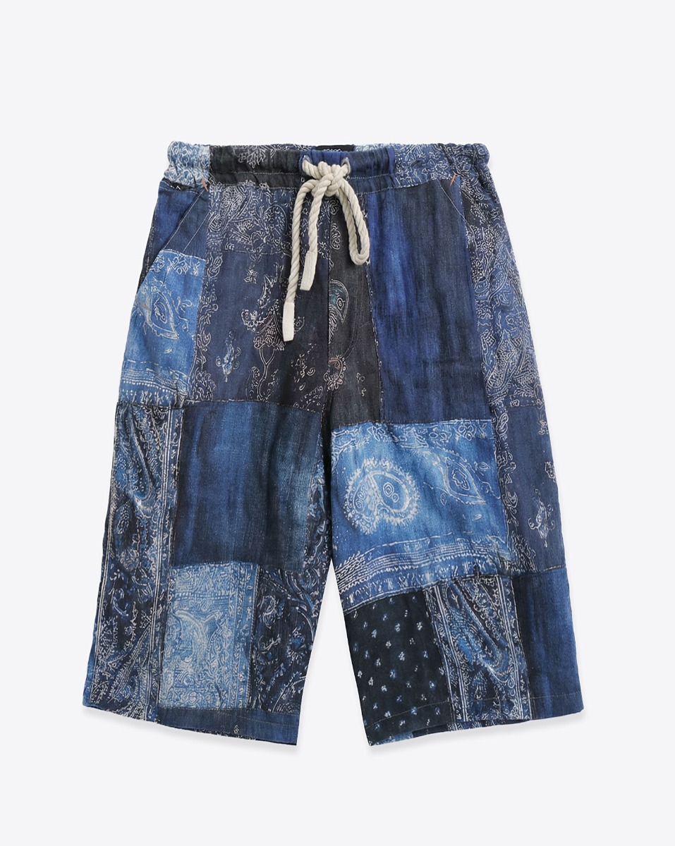 Short long sarouel Carpenter Jesse R13 en coton imprim&eacute; bandana bleu. Vue de face.