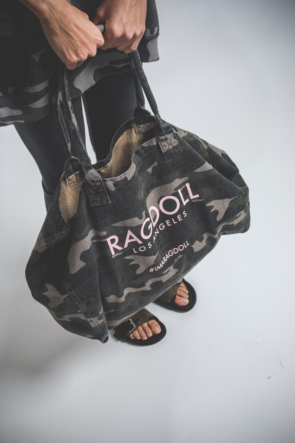 Image du produit Ragdoll LA Holiday Bag  – Camo   - 4