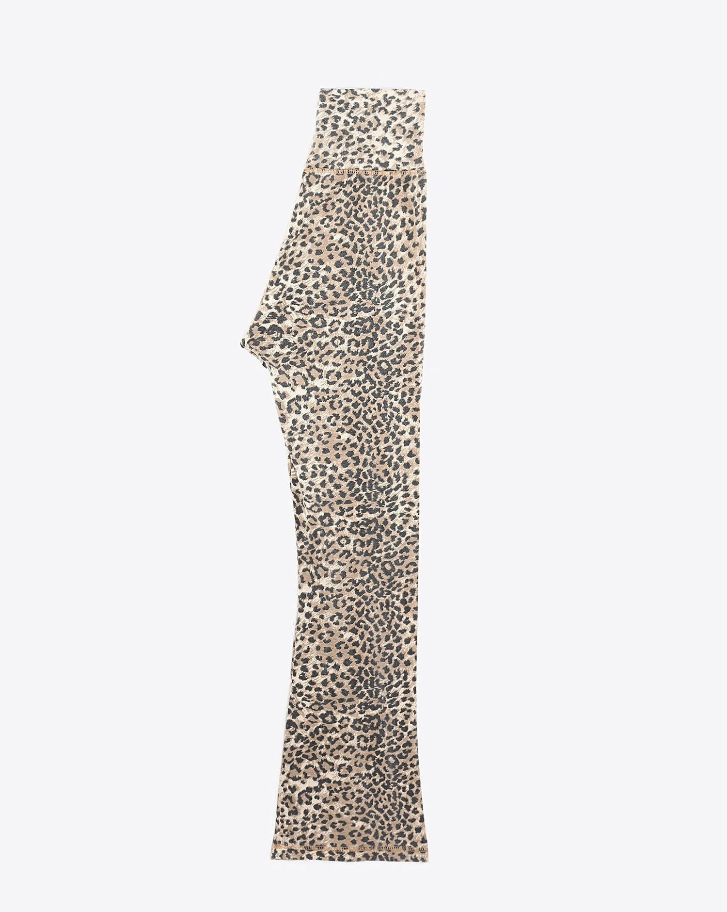 Image du produit Ragdoll LA Leggings Crop - Brown Leopard    - porté