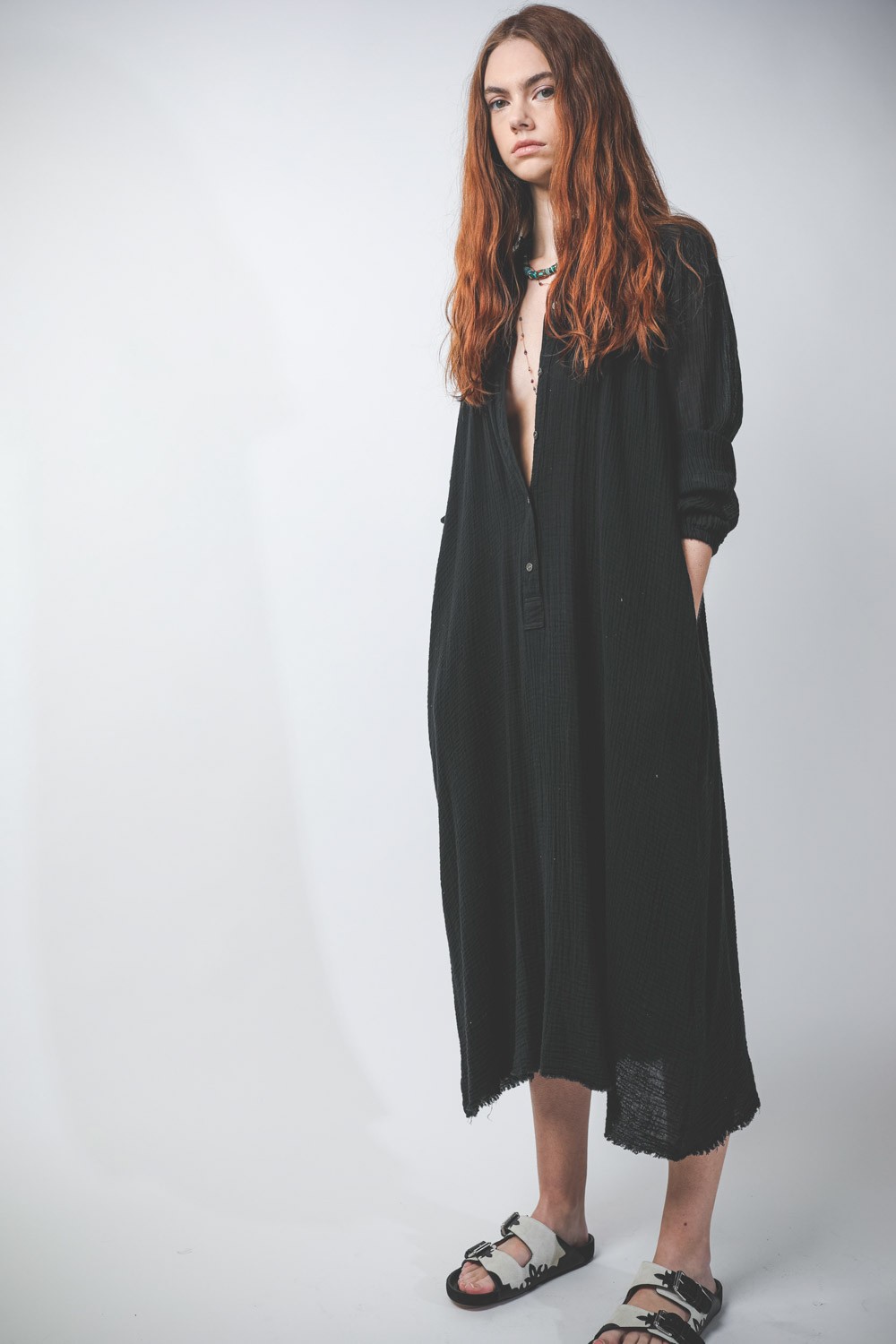 Image du produit Raquel Allegra Serenity Dress - Black   - 2
