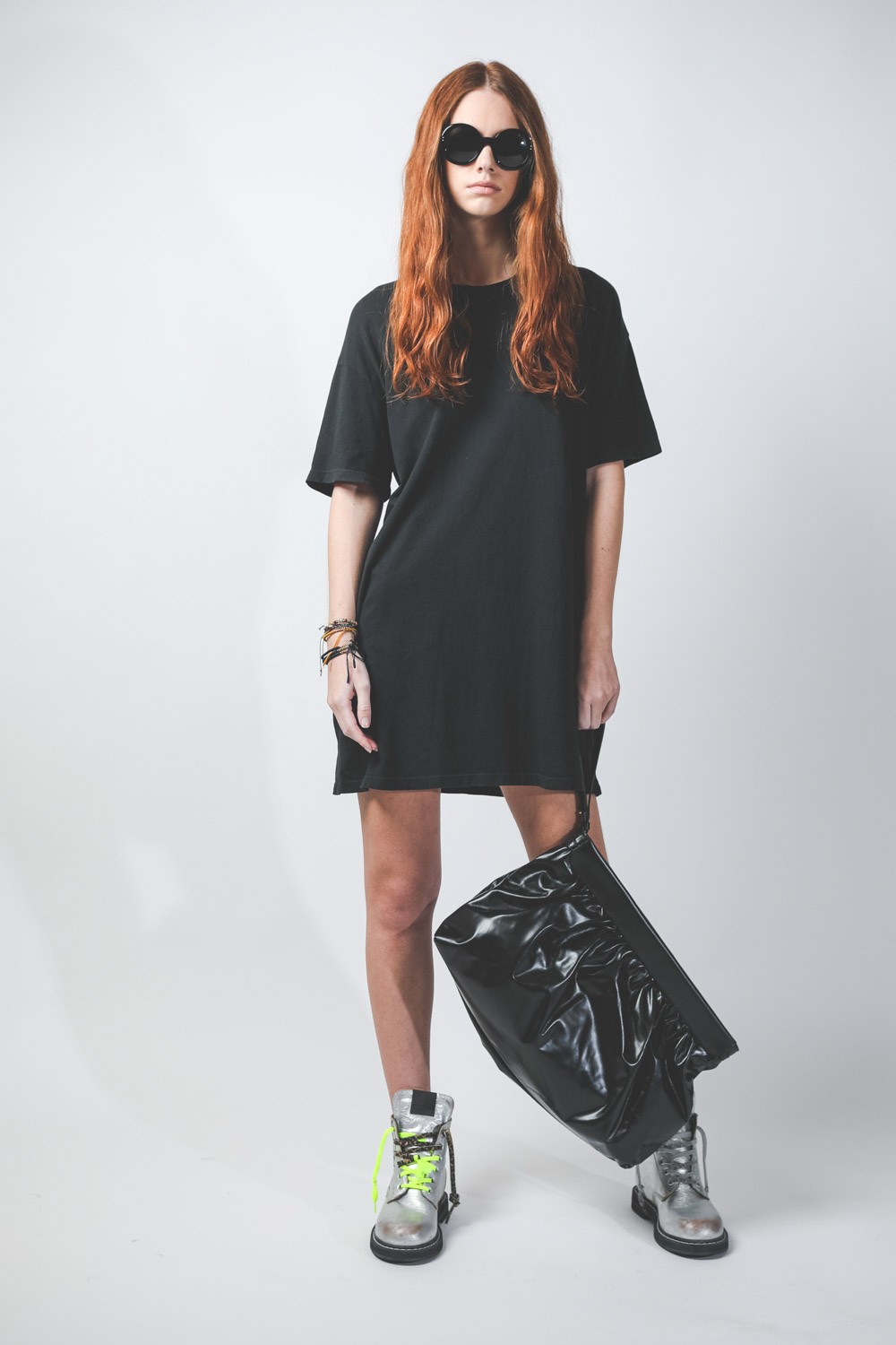 Image du produit Raquel Allegra T-Shirt Dress - Black   - 2